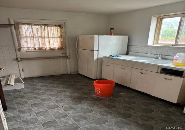 Photo 4 of Multi family home for sale at 3975 Page Blvd, Saint Louis, MO 63113 | MLS# MIS26048631 | Listing updated on 2026-08-30