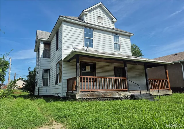 2nd image of 1937 Benton St, Granite City, IL 62040 | MLS# MIS26048635