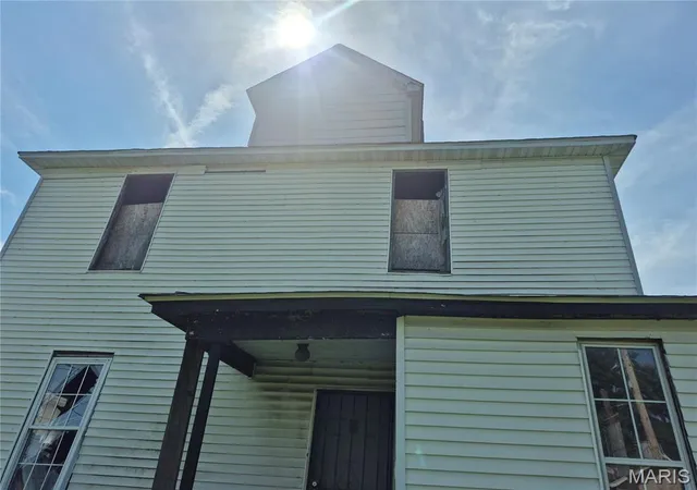 10th image of 1937 Benton St, Granite City, IL 62040 | MLS# MIS26048635