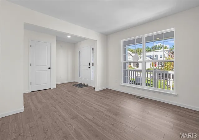 Photo 3 of Single family home for sale at 16708 River Stone Dr, Florissant, MO 63031 | MLS# MIS26048638 | Listing updated on 2026-07-29