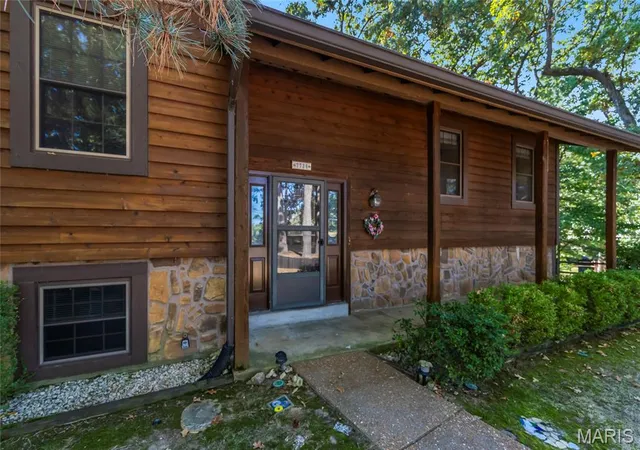 Photo 2 of Single family home for sale at 7736 S Rock Hl Rd, Saint Louis, MO 63123 | MLS# MIS26048646 | Listing updated on 2026-10-09