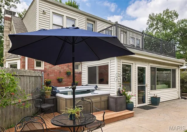 Photo 4 of Sale Pending at 1522 Jonquil Dr, Saint Louis, MO 63119 | MLS# MIS26048661 | Listing updated on 2026-08-17