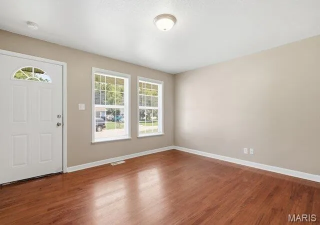 Photo 3 of Single family home for sale at 1444 Kathleen Dr, Wentzville, MO 63385 | MLS# MIS26048662 | Listing updated on 2026-08-05