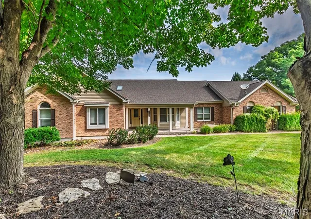 Photo 4 of Single family home for sale at 17507 Summit View Pl Cvs, Glencoe, MO 63038 | MLS# MIS26048676 | Listing updated on 2026-08-31