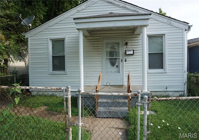 Photo 1 of Single family home for sale at 1163 Howell St, Saint Louis, MO 63147 | MLS# MIS26048684 | Listing updated on 2026-08-29