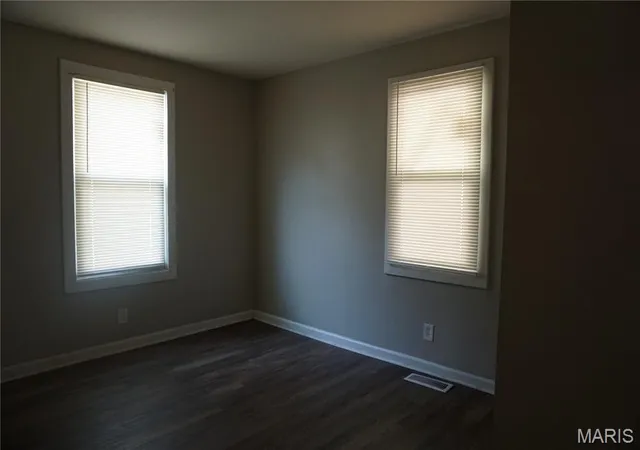 Photo 4 of Single family home for sale at 1163 Howell St, Saint Louis, MO 63147 | MLS# MIS26048684 | Listing updated on 2026-08-29