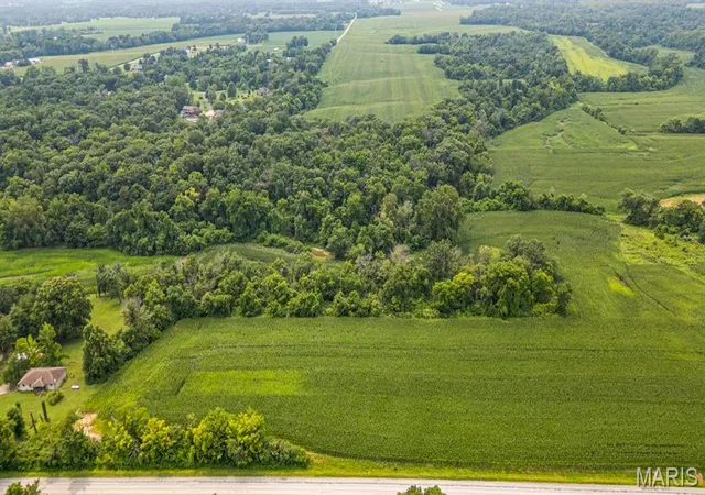 Photo 3 of Sale Pending at Xxx Floraville Rd, Millstadt, IL 62260 | MLS# MIS26048699 | Listing updated on 2026-08-12
