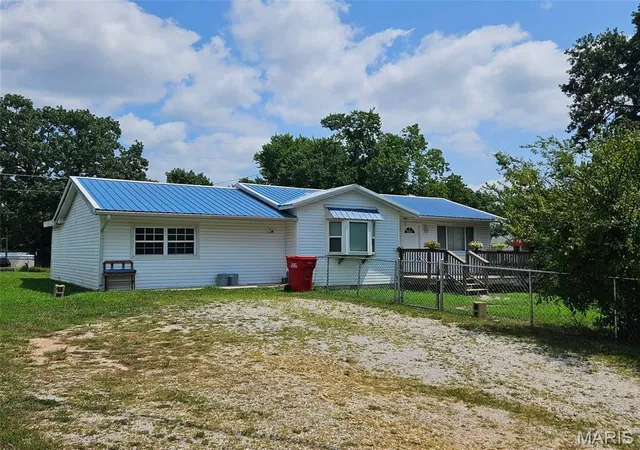 1st image of 22054 Hwy Y, Saint Robert, MO 65584 | MLS# MIS26048704