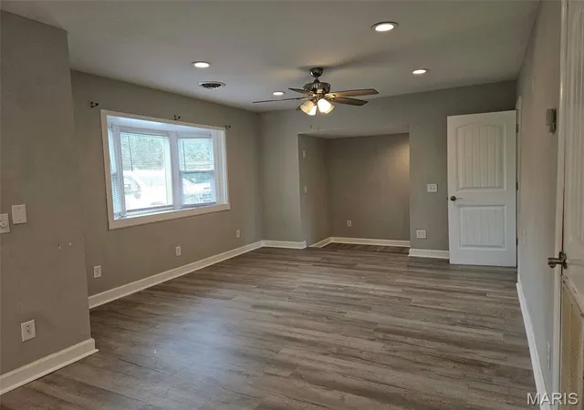 3rd image of 22054 Hwy Y, Saint Robert, MO 65584 | MLS# MIS26048704
