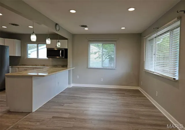 4th image of 22054 Hwy Y, Saint Robert, MO 65584 | MLS# MIS26048704