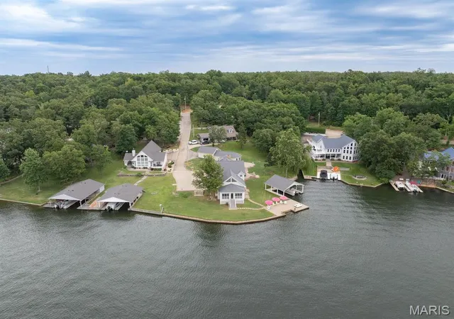 2nd image of 2041 Compass Circle, Perryville, MO 63775 | MLS# MIS26048706