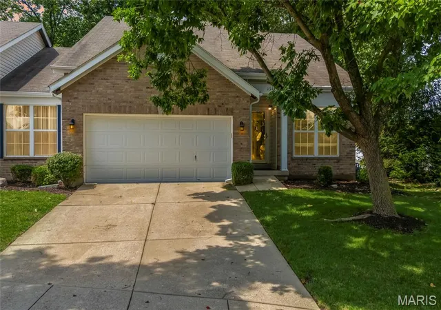 Photo 1 of Single family home for sale at 1347 Parkview Estates Dr, Ellisville, MO 63021 | MLS# MIS26048708 | Listing updated on 2026-09-12