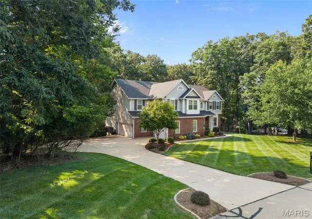 Photo 3 of Single family home for sale at 991 Sheffield Forest Ct, Wildwood, MO 63021 | MLS# MIS26048718 | Listing updated on 2026-09-04