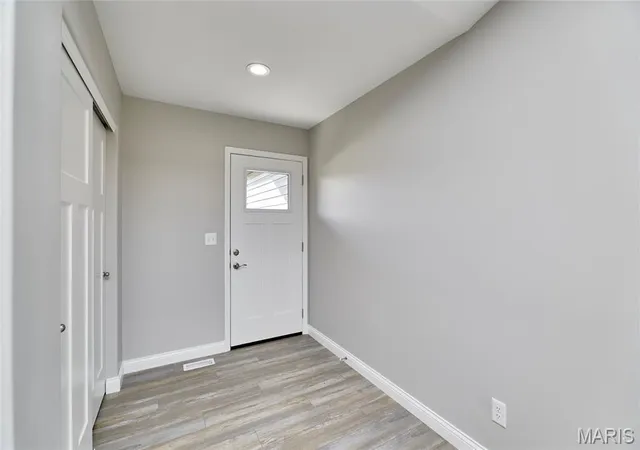 Photo 3 of Sale Pending at 131 Peruque Creek Manor, Wright City, MO 63390 | MLS# MIS26048721 | Listing updated on 2026-08-10