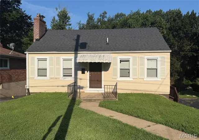 Photo 1 of Single family home for sale at 3627 Marshall Ave, Saint Louis, MO 63114 | MLS# MIS26048723 | Listing updated on 2026-08-12