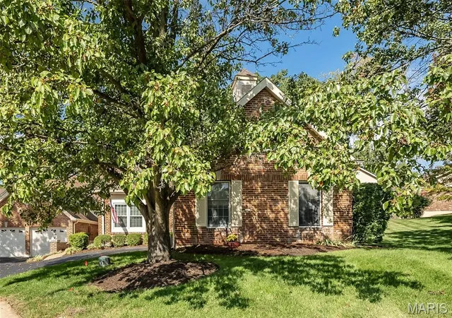 Photo 4 of Condo for sale at 14620 Timberlake Manor Ct, Chesterfield, MO 63017 | MLS# MIS26048737 | Listing updated on 2026-10-19