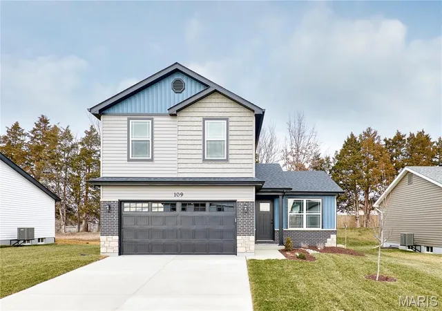 2nd image of 129 Peruque Creek Manor, Wright City, MO 63390 | MLS# MIS26048740