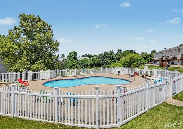 Photo 19 of Sale Pending at 3129 Windwood Trails Dr, Saint Peters, MO 63303 | MLS# MIS26048741 | Listing updated on 2026-08-07