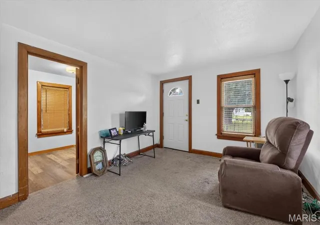 3rd image of 1036 Hollywood Heights Rd, Caseyville, IL 62232 | MLS# MIS26048747