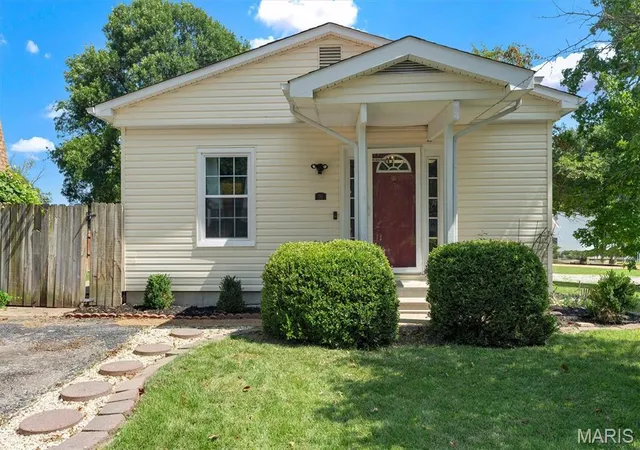 1st image of 36 Cedar Dr, Pacific, MO 63069 | MLS# MIS26048749