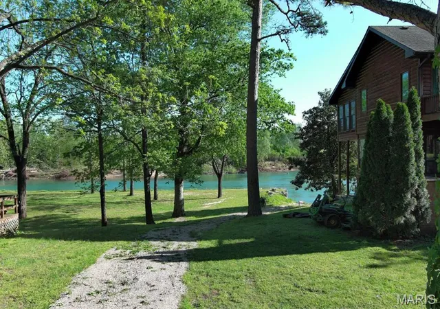 Photo 3 of Single family home for sale at 227 Walleye Ln, Doniphan, MO 63935 | MLS# MIS26048755 | Listing updated on 2026-07-29