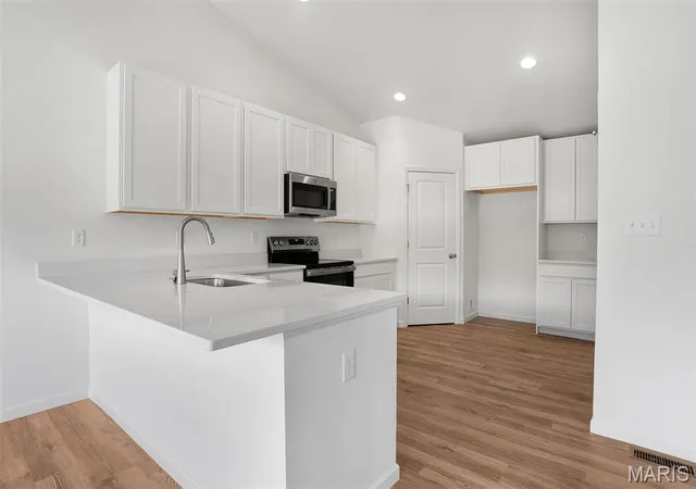 Photo 3 of Single family home for sale at 108 Cardinal Flower Dr, Wentzville, MO 63385 | MLS# MIS26048757 | Listing updated on 2026-10-02