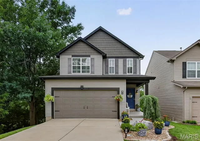 Photo 1 of Sale Pending at 2322 Wills Hollow Dr, Saint Peters, MO 63376 | MLS# MIS26048765 | Listing updated on 2026-09-03