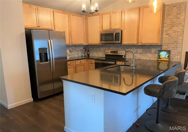 4th image of 877 Black Bear Dr, House Springs, MO 63051 | MLS# MIS26048780