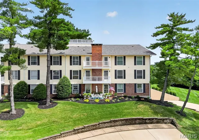 Photo 2 of Condo for sale at 1530 Bedford Forge Ct #15, Chesterfield, MO 63017 | MLS# MIS26048791 | Listing updated on 2026-08-29