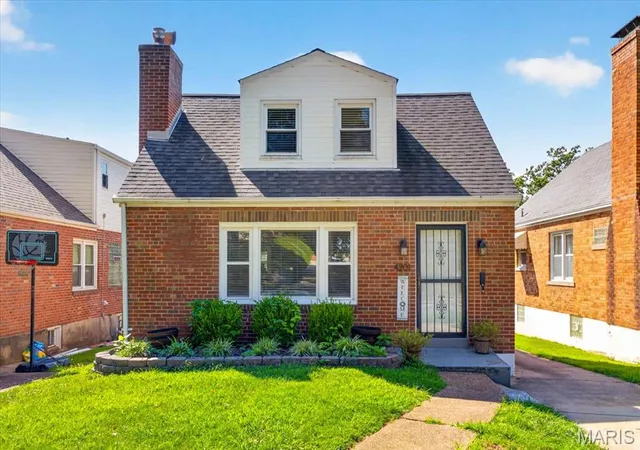 Photo 2 of Single family home for sale at 4201 Prather Ave, Saint Louis, MO 63109 | MLS# MIS26048797 | Listing updated on 2026-10-09