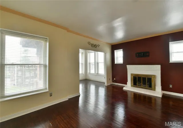 Photo 3 of Condo for sale at 5567 Pershing Ave #3W, Saint Louis, MO 63112 | MLS# MIS26048809 | Listing updated on 2026-08-21