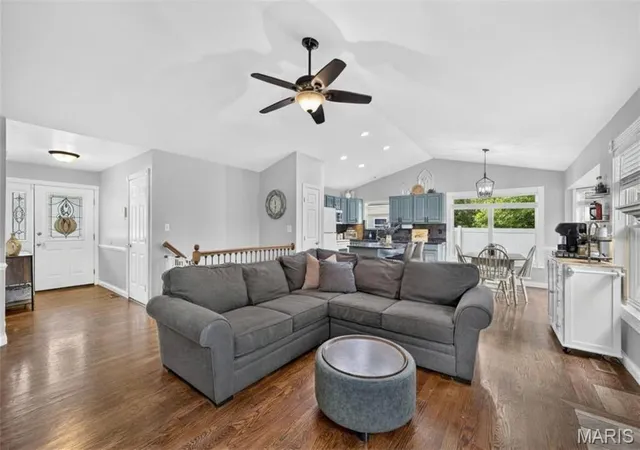 Photo 2 of Sale Pending at 708 Woodland Ridge Dr, St Peters, MO 63376 | MLS# MIS26048845 | Listing updated on 2026-08-25