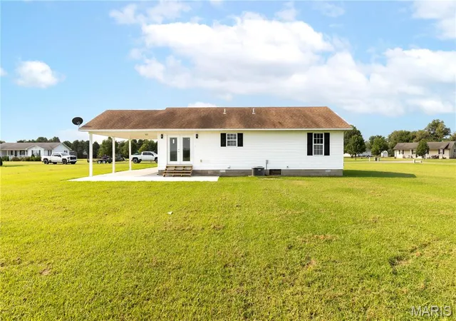 3rd image of 180 Luke Morgan Ln, East Prairie, MO 63845 | MLS# MIS26048853