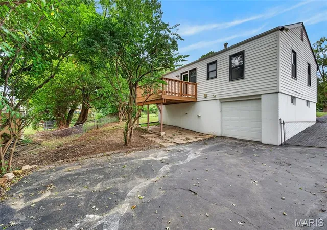 Photo 2 of Single family home for sale at 10832 Saint Henry Ct, Saint Ann, MO 63074 | MLS# MIS26048856 | Listing updated on 2026-10-04