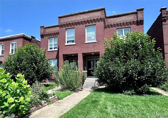 1st image of 4975 Arsenal St, Saint Louis, MO 63139 | MLS# MIS26048858