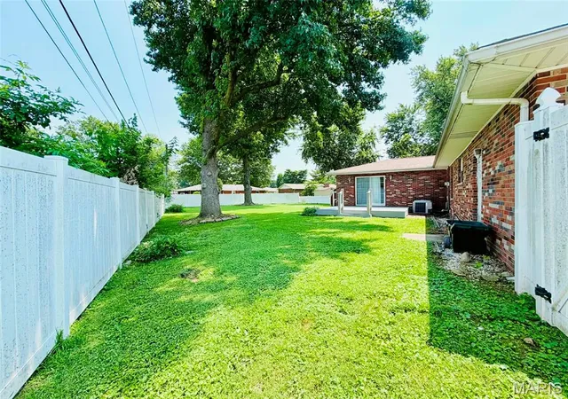 Photo 50 of Single family home for sale at 1613 Wellington Dr, Granite City, IL 62040 | MLS# MIS26048860 | Listing updated on 2026-08-07