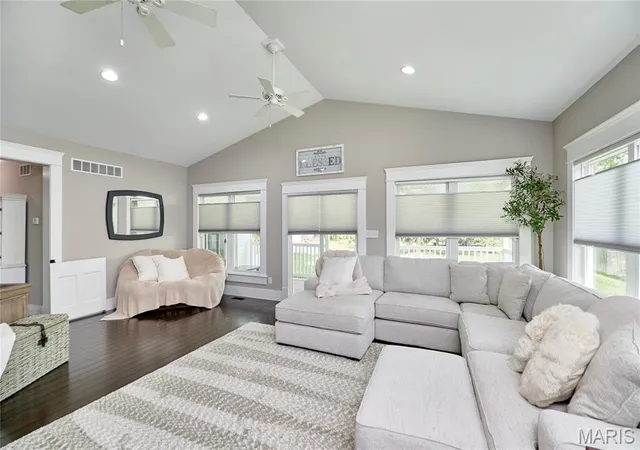 Photo 3 of Single family home for sale at 105 N Three St, Marthasville, MO 63357 | MLS# MIS26048863 | Listing updated on 2026-10-02