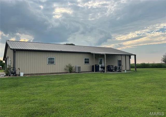Photo 5 of Single family home for sale at 18692 Route C, Holliday, MO 65258 | MLS# MIS26048864 | Listing updated on 2026-07-30