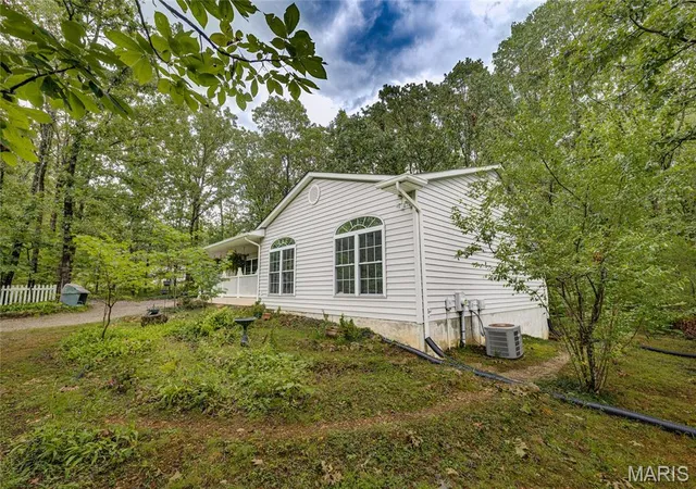 2nd image of 1075 Twin Oaks Dr, Doe Run, MO 63637 | MLS# MIS26048889