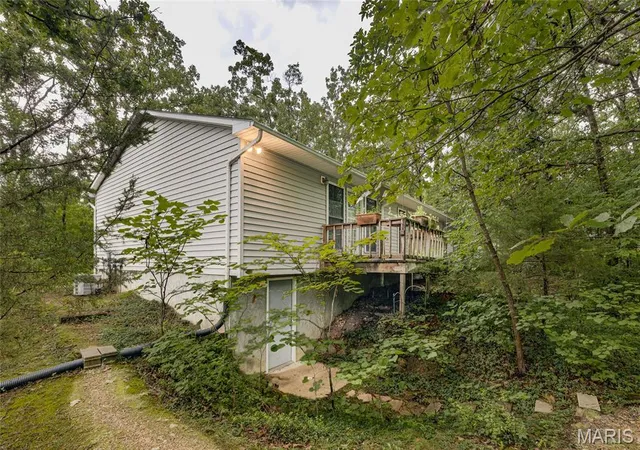 3rd image of 1075 Twin Oaks Dr, Doe Run, MO 63637 | MLS# MIS26048889
