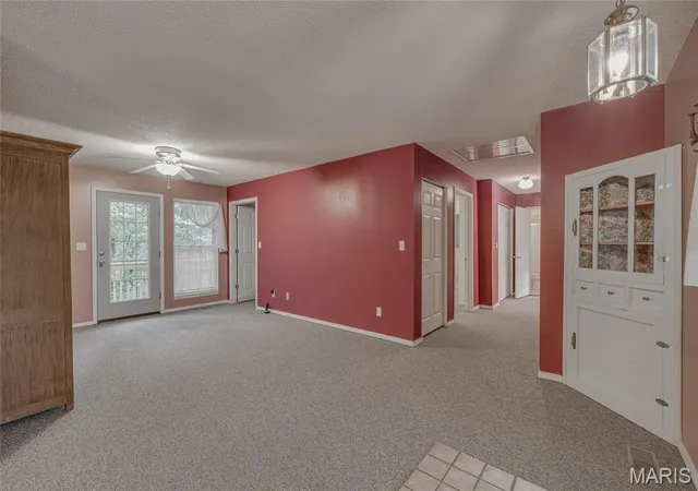 5th image of 1075 Twin Oaks Dr, Doe Run, MO 63637 | MLS# MIS26048889