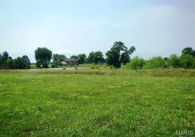 Photo 4 of Single family home for sale at 33642 Hwy 154, Stoutsville, MO 65283 | MLS# MIS26048894 | Listing updated on 2026-07-30