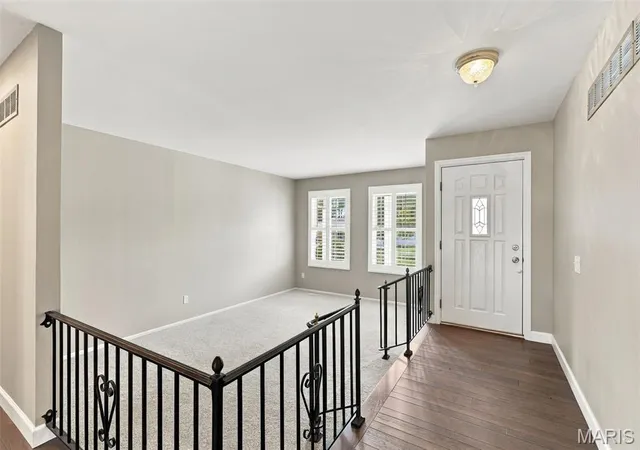 Photo 2 of Single family home for sale at 1230 Luray Dr, Chesterfield, MO 63017 | MLS# MIS26048910 | Listing updated on 2026-10-05