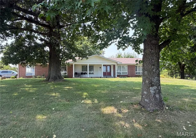 1st image of 4931 S Point Rd, Washington, MO 63090 | MLS# MIS26048912