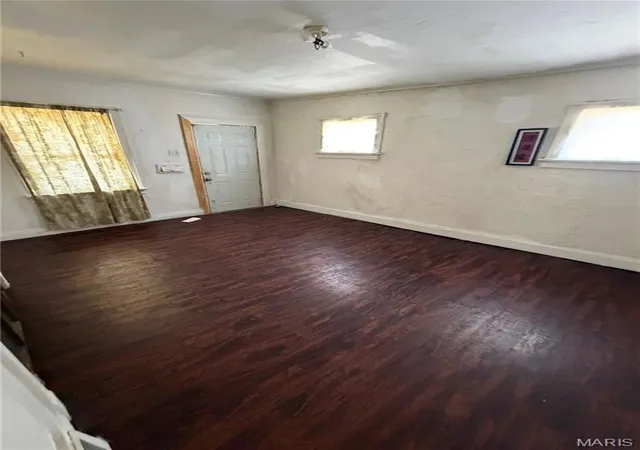 Photo 3 of Single family home for sale at 6706 Stratford Ave, Saint Louis, MO 63121 | MLS# MIS26048920 | Listing updated on 2026-07-31