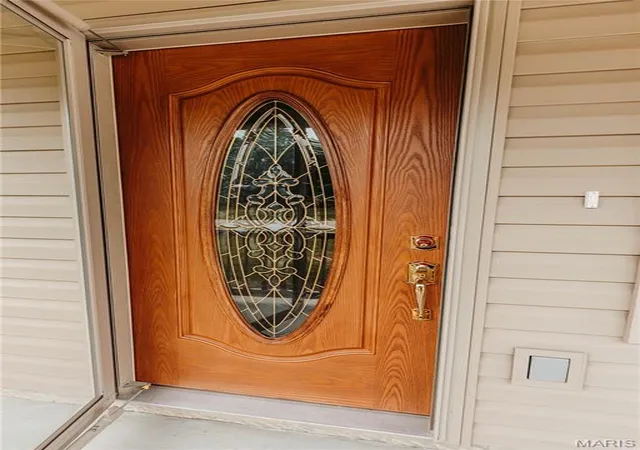 Photo 4 of Sale Pending at 505 W 2Nd St, Dixon, MO 65459 | MLS# MIS26048922 | Listing updated on 2026-09-18