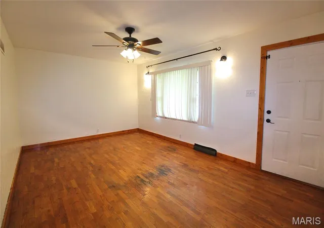 2nd image of 328 Sauget Ave, East Saint Louis, IL 62206 | MLS# MIS26048925