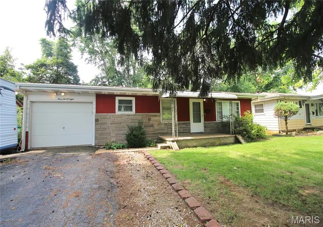 Photo 28 of Single family home for sale at 328 Sauget Ave, East Saint Louis, IL 62206 | MLS# MIS26048925 | Listing updated on 2026-08-13