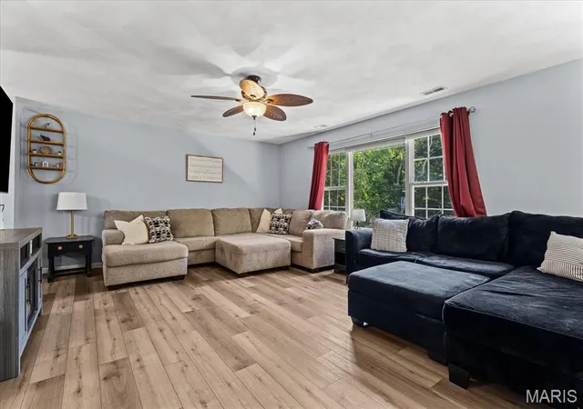 Photo 3 of Single family home for sale at 9003 Olinda Dr, Fairview Heights, IL 62208 | MLS# MIS26048931 | Listing updated on 2026-09-13