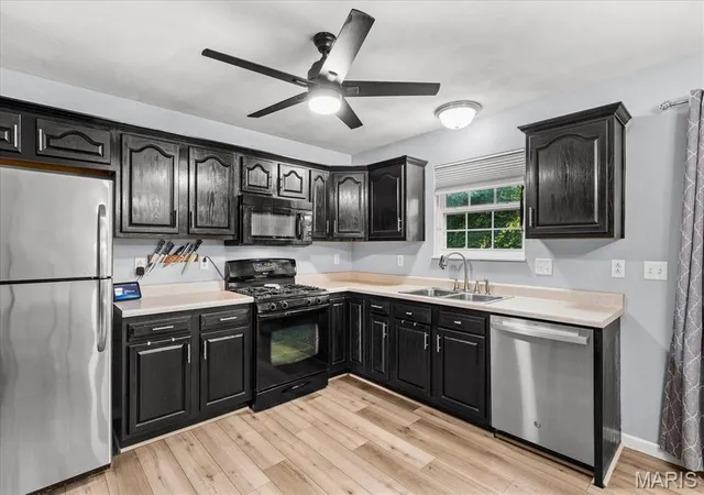 Photo 4 of Single family home for sale at 9003 Olinda Dr, Fairview Heights, IL 62208 | MLS# MIS26048931 | Listing updated on 2026-09-13